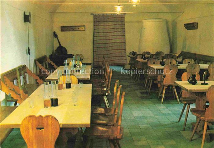 Hortobagy Hortobagyon HU Csárda Weinfass Holzmoebel Kontrabass Gastraum Volkskun