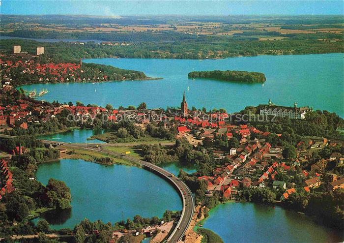 Ploen am See Schleswig-Holstein Ploener-See Holsteinische-Schweiz Schloss Kirche