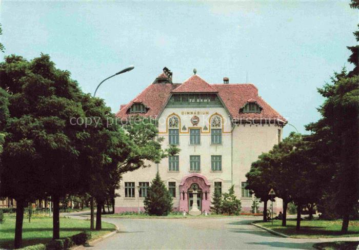 Csongrad Megye HU Állami-Gimnázium Gymnasium Jugendstilgebaeude Baeume Allee