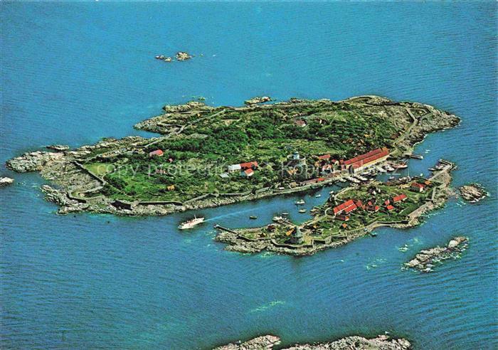 Christianso Bornholm DK Insel Festung Fliegeraufnahme Hafen Felsen Haeuser Leuch