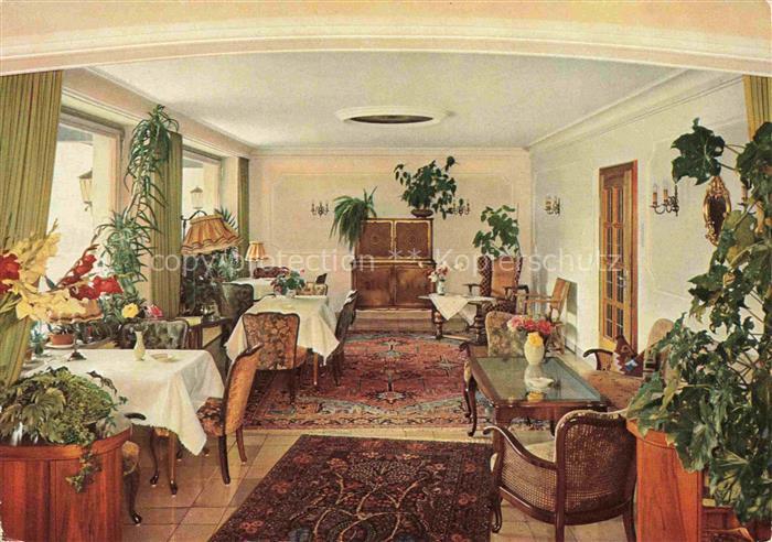 Riezlern Kleinwalsertal Vorarlberg AT Hotel-garni-Riedmann Fruehstuecksraum Tisc