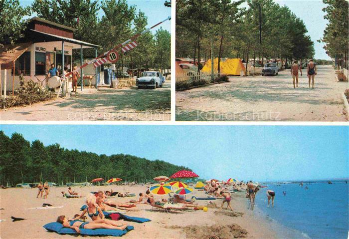 Treporti Venezia IT Camping-Cà-Pasquali Strand Sonnenbader Sonnenschirme Camping
