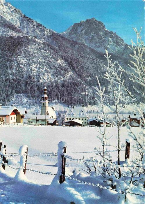 St Ulrich Pillersee Tirol AT Geislhorn Kirchturm Zwiebeldach Winterlandschaft Do