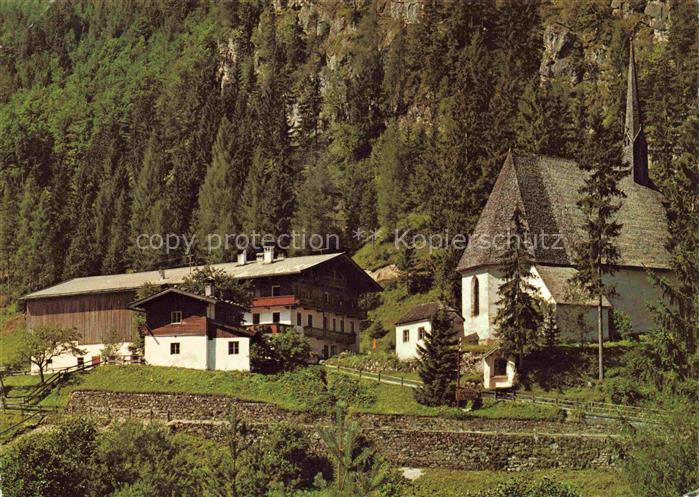 St Adolari Pillersee Tirol AT Kirche Bauernhof Fichtenwald Felsen Bergdorf Somme