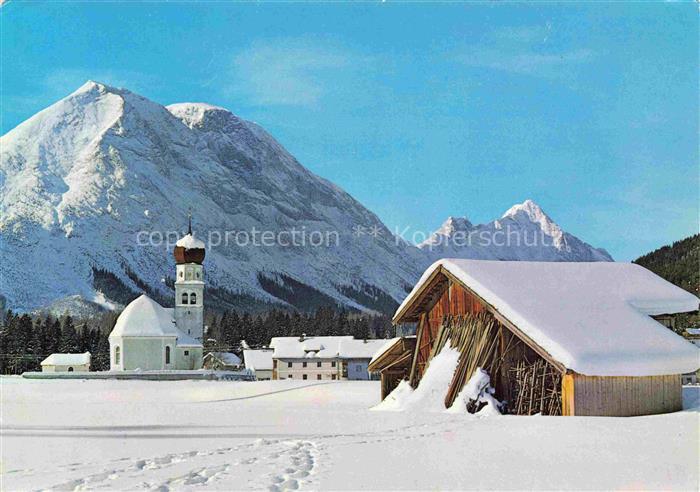 Leutasch Tirol AT Kirche Stadel Schnee Winterlandschaft Berge Hohe-Munde Tannen