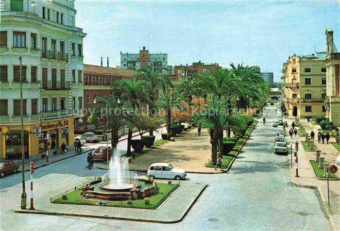 Badajoz Extremadura ES Avenida-del-General-Varela Brunnen Palmen Boulevard Autos