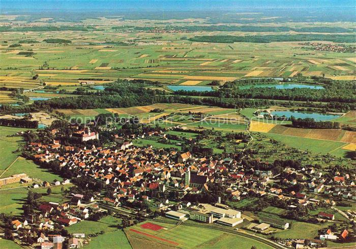 Hoechstaedt Donau Dillingen Bayern Hoechstaedt Donau Kirchturm Kloster Felder Te