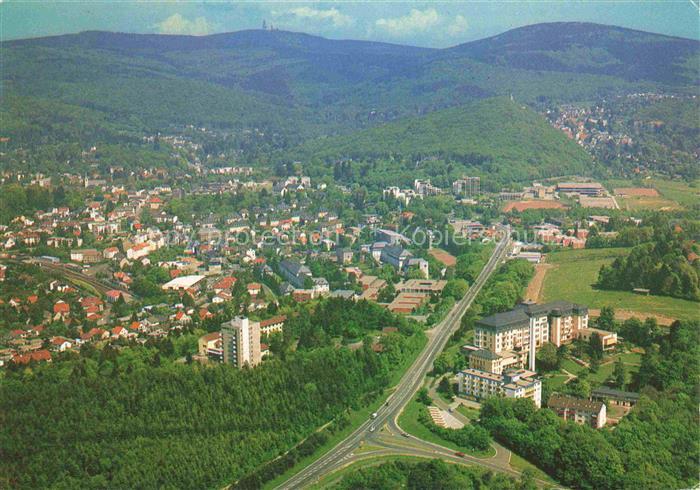 Koenigstein  Taunus Taunus Kurort Fliegeraufnahme Wald Huegel Wohngebiet Strasse