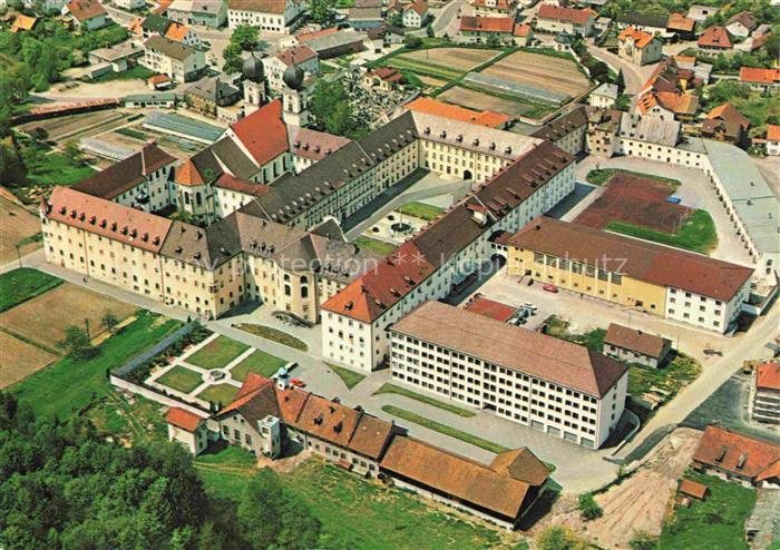 Berg Metten Benediktinerabtei Kloster Fliegeraufnahme Schuelerheim Barockkirche