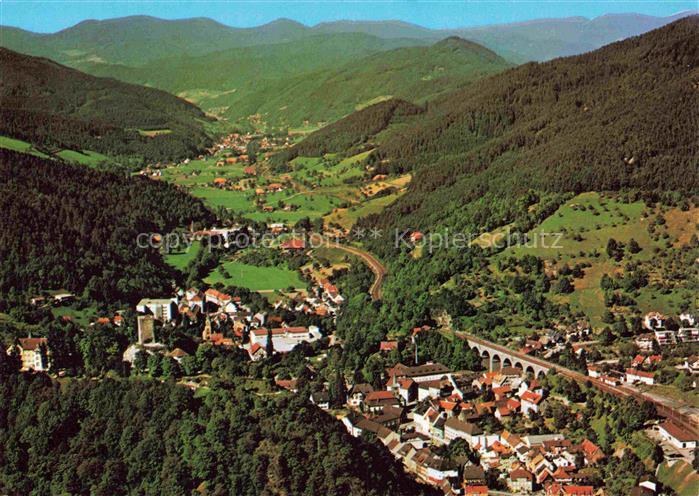 Hornberg  Schwarzwald BW Fliegeraufnahme Talblick Viadukt Schwarzwaldbahn Wald O