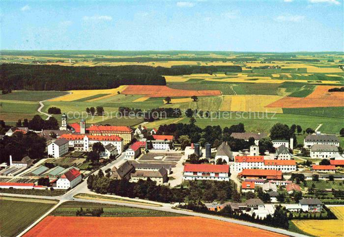 Schoenbrunn Heidelberg Anstalt Kirchturm Felder Pflegeeinrichtung Dachau Oberbay