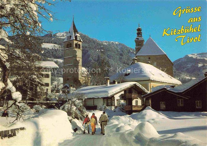 Kitzbuehel Tirol AT Pfarrkirche Liebfrauenkirche Stadtturm Winterlandschaft Schn