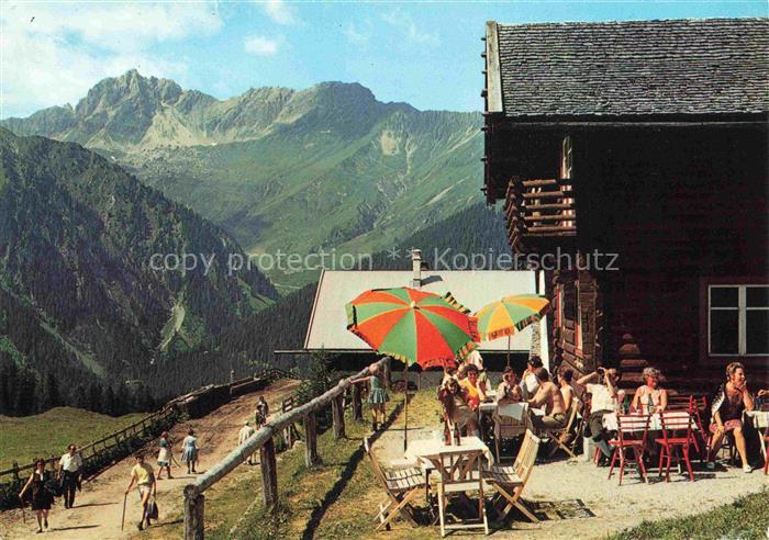 Vorderlanersbach Hoellensteinhuette Kalkwandspitze Zillertal Almhuette Sonnensch