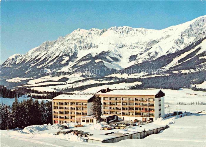 Ellmau Elmau Tirol AT Berghof-Ellmau Wilder-Kaiser Hotel Winterlandschaft Parkpl