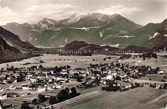 Unterwoessen Bayern Segelflugzeuge Glider Alpental Kirche Bauernhaeuser Berge Ch