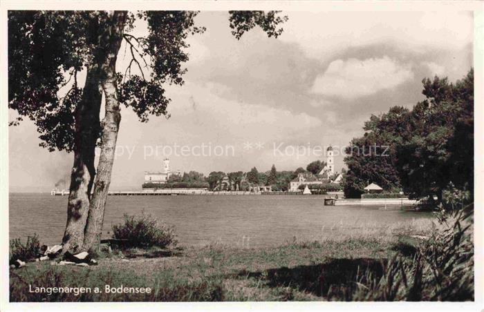 Langenargen Bodensee Bodensee See Schloss Kirchturm Baeume Ufer Parkanlage