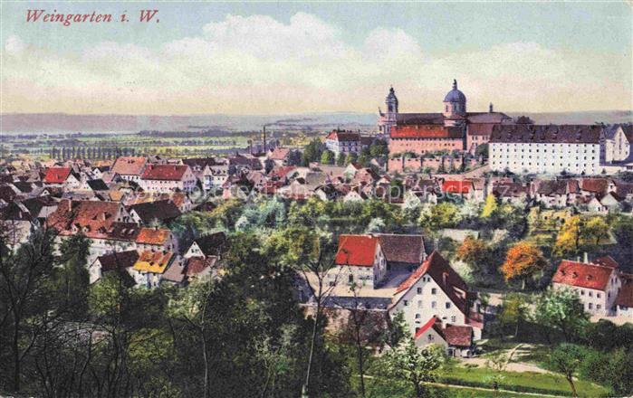 Weingarten Wuerttemberg Basilika Kloster Stadtansicht Daecher Baeume Huegelland