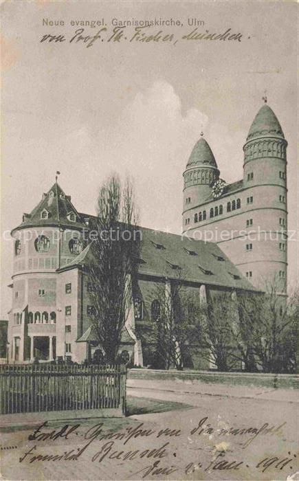 ULM  Donau BW Garnisonskirche Evangelisch Turm Kirchenschiff Rundfenster Baeume