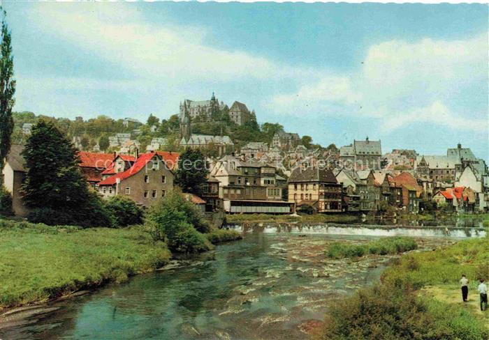 MARBURG  LAHN Lahn Universitaetsstadt Schloss Altstadt Fachwerkhaeuser Ufer Flus