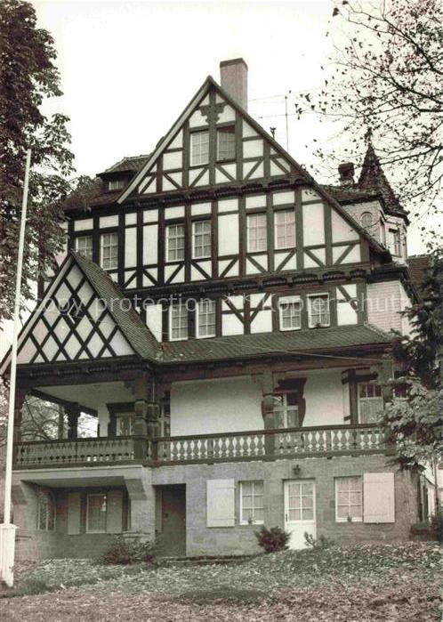 Laubach Hessen Fachwerkhaus Villa Balkon Baeume Garten