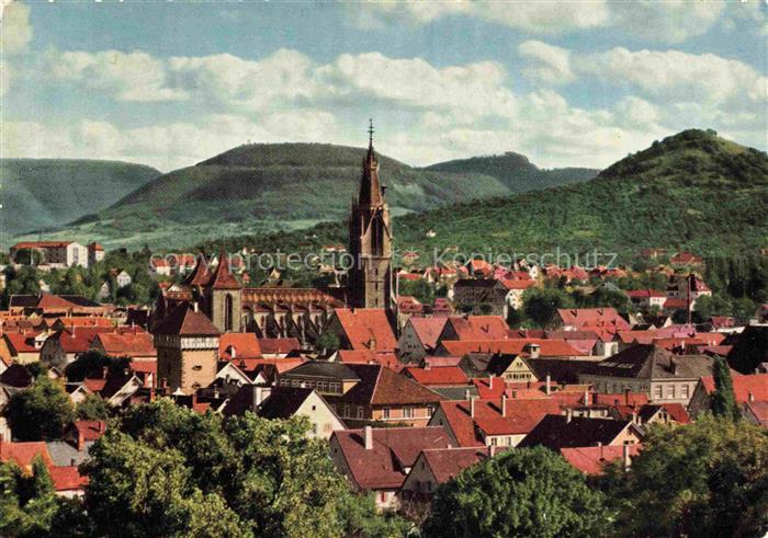 Achalm REUTLINGEN BW Marienkirche Stadtansicht Daecher Berge Kirche Gotik