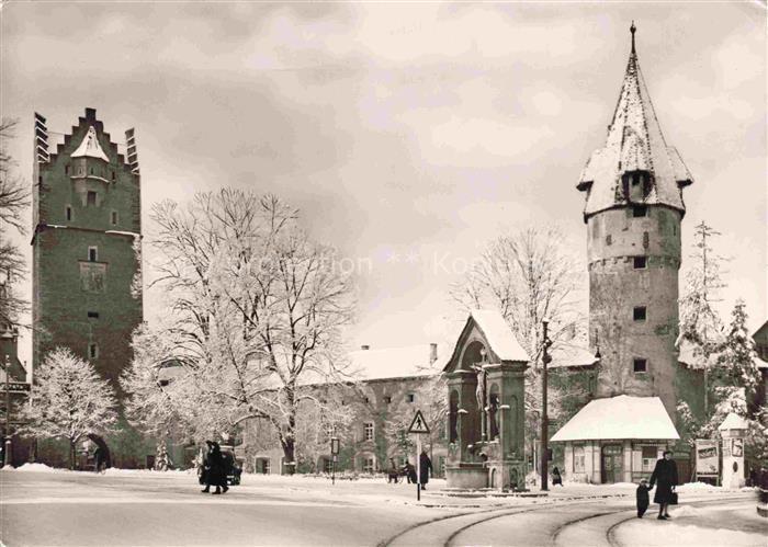 RAVENSBURG Wuerttemberg BW Frauentor Gruener-Turm Kreuzbrunnen Winter Schnee St
