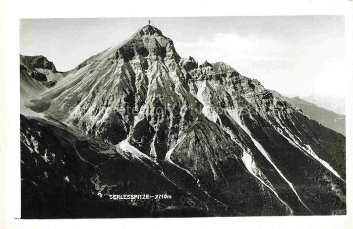 Serlesspitze 2710m Neustift Stubaital Tirol AT Serlesspitze Gipfelkreuz Berggipf