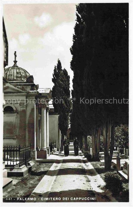 PALERMO Sicilia IT Cimitero-dei-Cappuccini Friedhof Zypressen Mausoleen Kapuzin