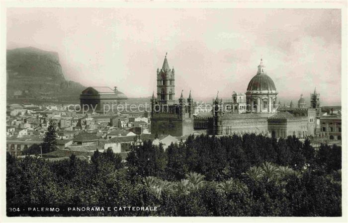 PALERMO Sicilia IT Cattedrale Stadtpanorama Berg Kuppel Glockenturm Palmen Daec