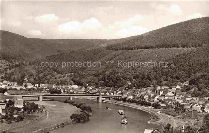 Freudenberg Main Baden BW Main Bruecke Fluss Dampfer Dorf Huegel Panorama S/W-Fo