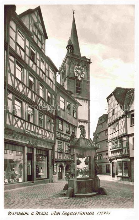 Wertheim Main BW Engelbrunnen Kirchturm Fachwerk Brunnen Altstadt Marktplatz Uhr