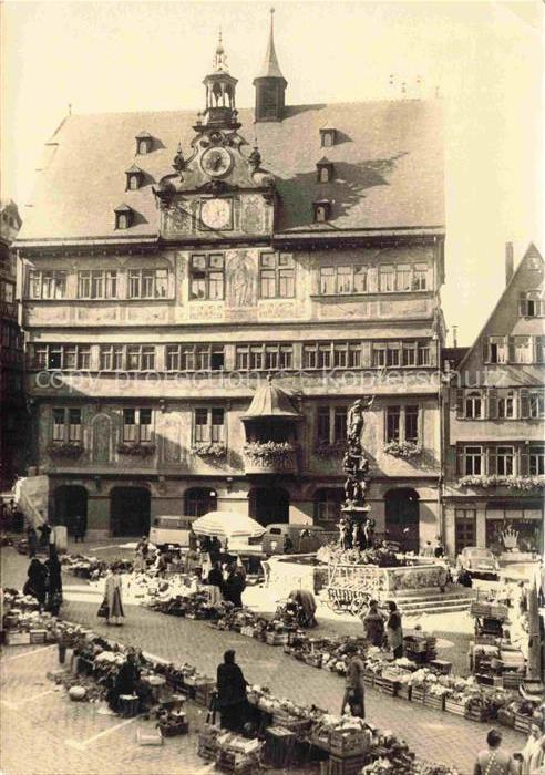 Derendingen TueBINGEN BW Marktplatz Rathaus Markt-Brunnen Wochenmarkt Gemuesema