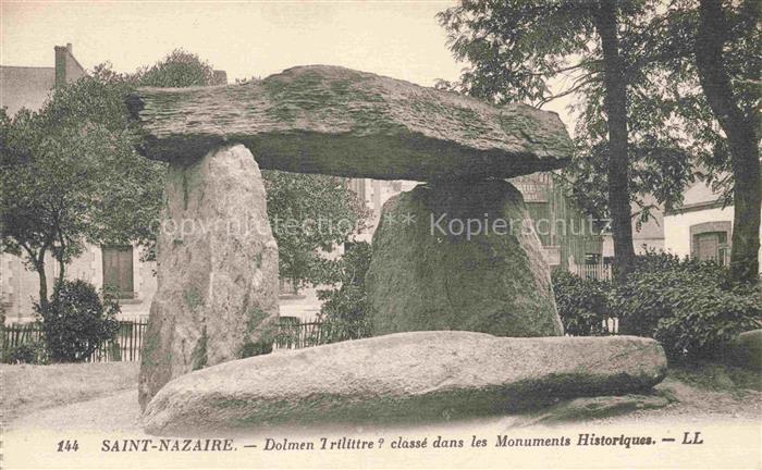 Huenengrab Huenensteine Dolmens-- Saint Nazaire