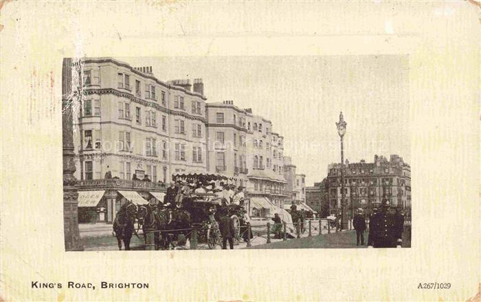 BRIGHTON East Sussex UK Kings-Road Pferdeomnibusse Strandpromenade viktorianisc