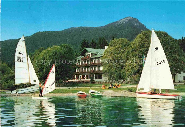 Einsiedl Kochel am See Bayern Walchensee Segelboote Seehotel-Einsiedl Surfbrett