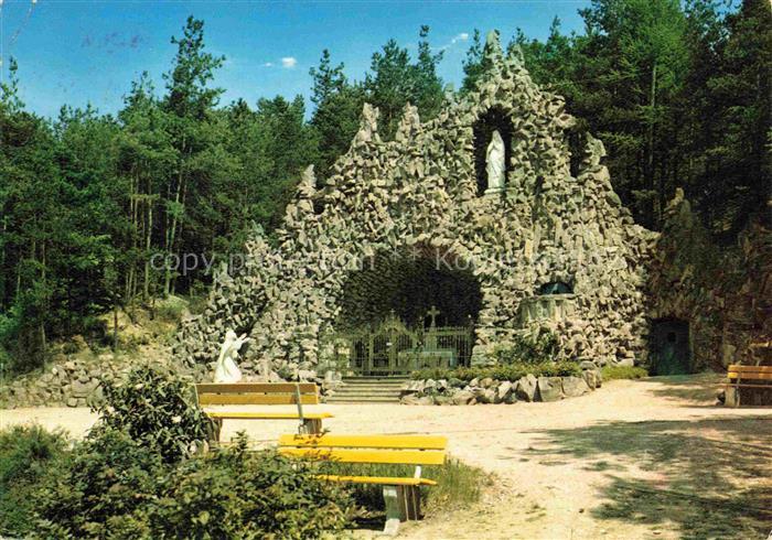 Bad Salzschlirf Fulda Hessen Mariengrotte Lourdes-Grotte Maria Wald Felsen Stein