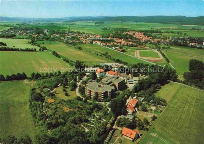 Coppenbruegge Krankenhaus-Lindenbrunn Fliegeraufnahme Klinikgebaeude Felder Wald