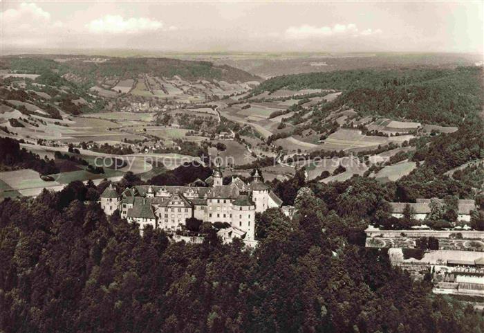 Schloss Langenburg Schloss-Langenburg Hohenloher-Land Schlossfuehrung Tal Wald F