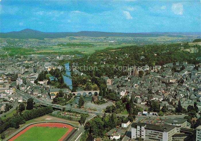 WETZLAR Lahn Hessen Lahn Altstadt Dom Bruecke Stadion Luftaufnahme Berge Fluss