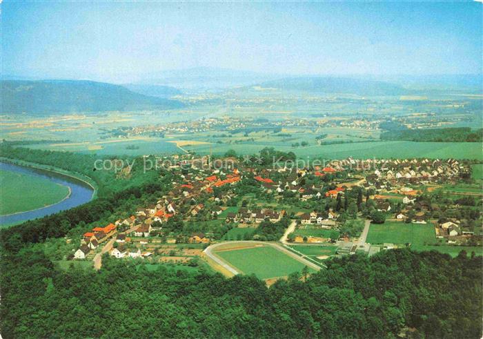 Fuerstenberg  Weser Niedersachsen Weser Ort Felder Wald Sportplatz Luftbild Hueg