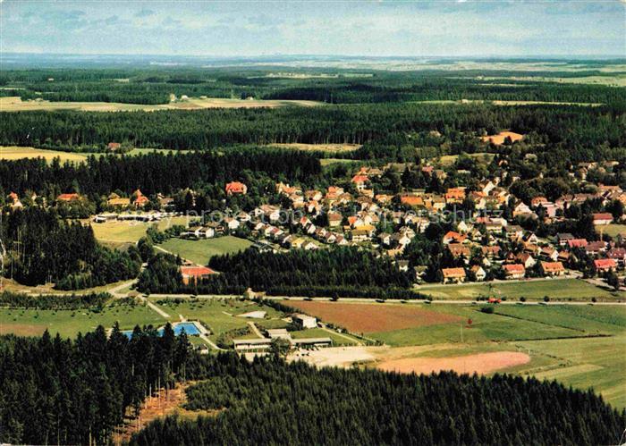 Koenigsfeld Baden Schwarzwald BW Luftbild Schwarzwald Dorf Schwimmbad Wald Hoeh