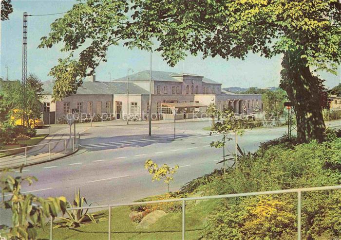 Randers DK Banegaard Bahnhof Strassenszene Fahrraeder Zentrum