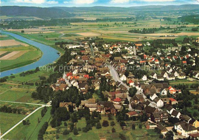 Boffzen Weserbergland Holzminden Niedersachsen Fliegeraufnahme Weser Dorf Felder