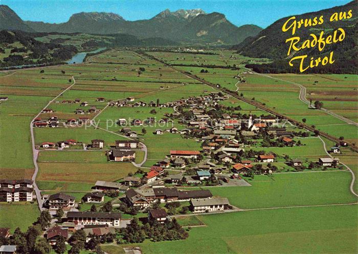 Radfeld Rattenberg Tirol AT Unterinntal Kaisergebirge Luftbild Dorf Kirche Felde