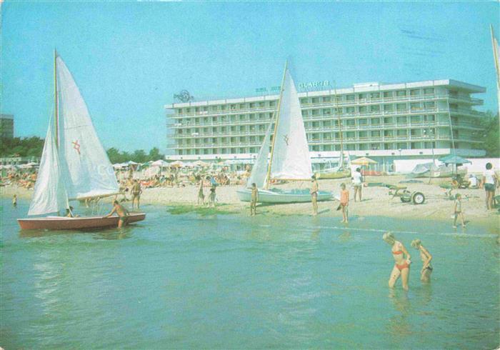 Slantschev Brjag Hotel-Glarus Strand Segelboote Badegaeste Meer Tourismus