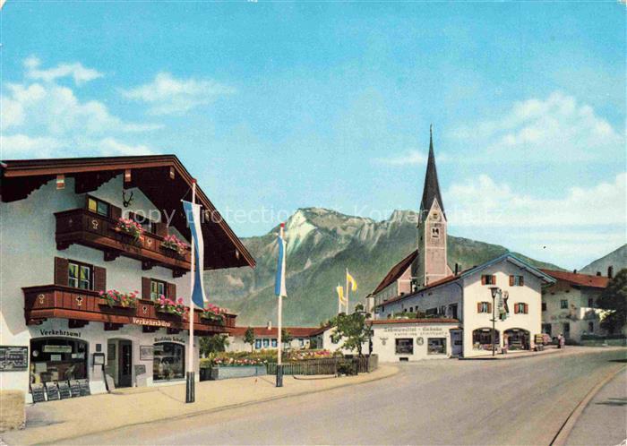 Bernau Chiemsee Bayern Verkehrsamt Kirche Hauptstrasse Berge Balkon Blumenschmuc