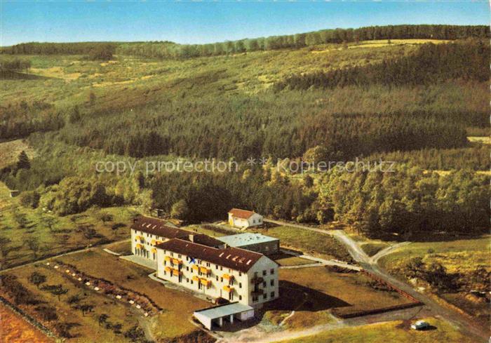 Niederdresselndorf Burbach Familien-Ferienheim Blaues-Kreuz Wald Huegel Erholung