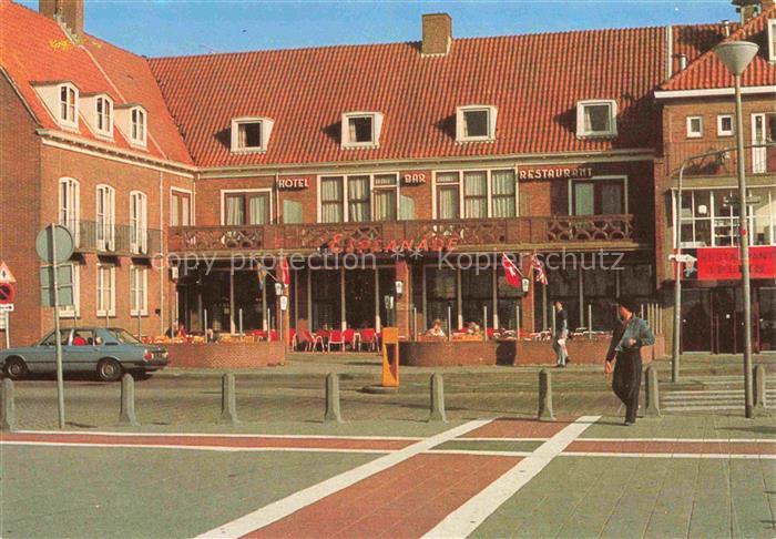 Bentveld Hotel-Esplanade Bar Restaurant Badhuisplein Terrasse Backsteingebaeude