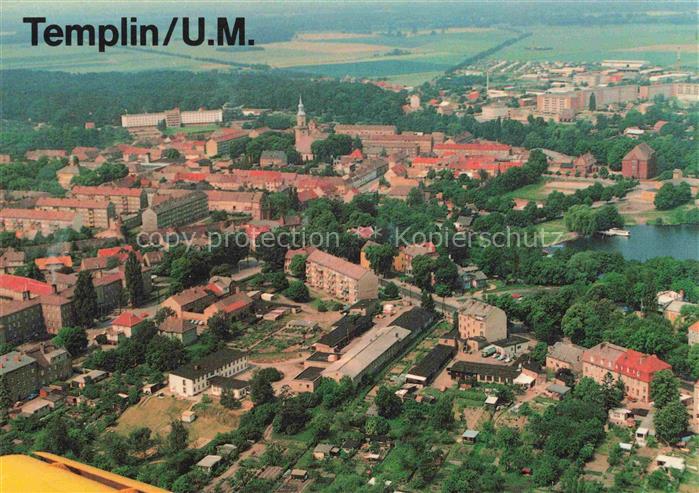 Templin Innenstadt Fliegeraufnahme Kirche See Altstadt Plattenbau Baeume