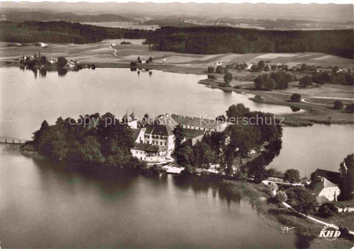 Seeon-Seebruck Traunstein Bayern Insel-Schlosshotel See Kloster Fliegeraufnahme